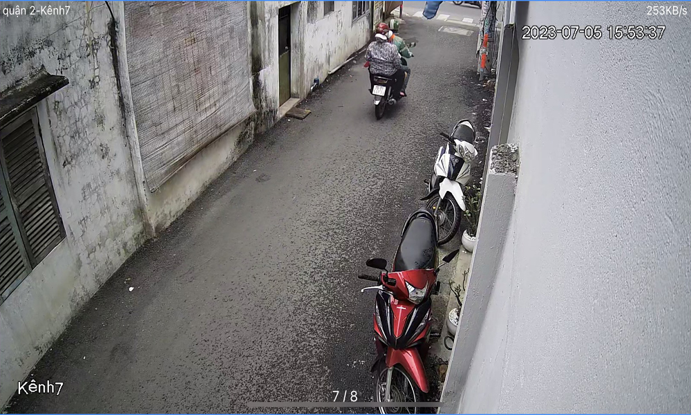 Hình  Thiết Bị Camera  thực tế  chất lượng sắc nét đến  2.0 megapixel  Chất lượng đúng tiêu chuẩn  của bộ Lắp Đặt Bộ Camera Gia ĐÌnh Giá Rẻ sử dụng mã DS-2CE56H0T-ITM