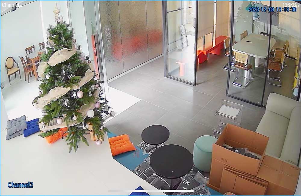 Hình  Camera  thực tế  Chất Lượng Hình  4.0 MP Độ phân giải Ultra 2k  của bộ Gói camera báo động cho cửa hàng sử dụng mã VPH-C408